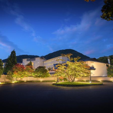 Iizaka Onsen Surikamitei Ohtori Hotel Fukushima  Buitenkant foto