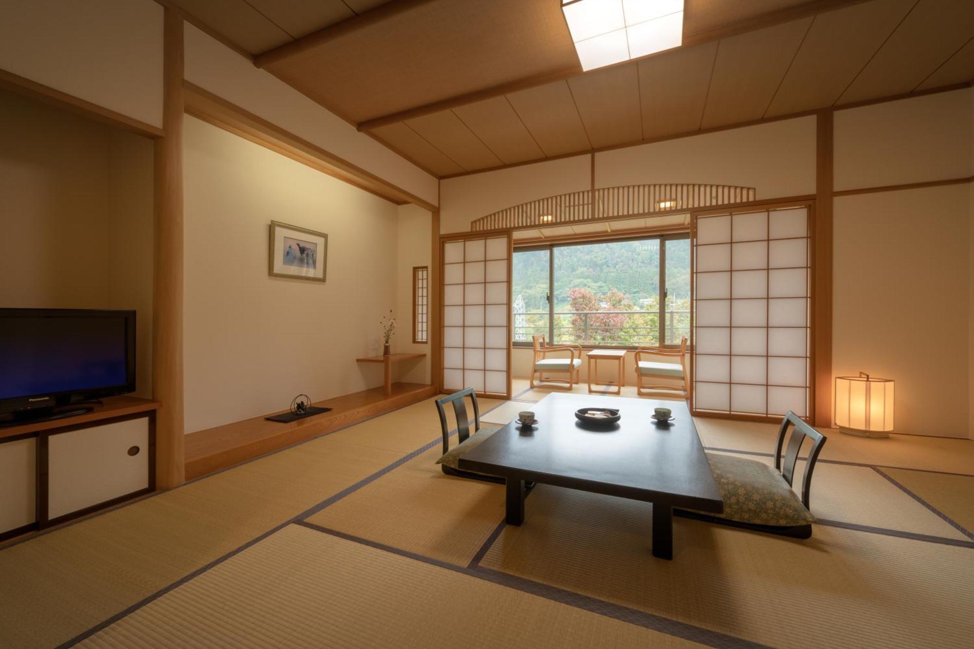 Iizaka Onsen Surikamitei Ohtori Hotel Fukushima  Buitenkant foto