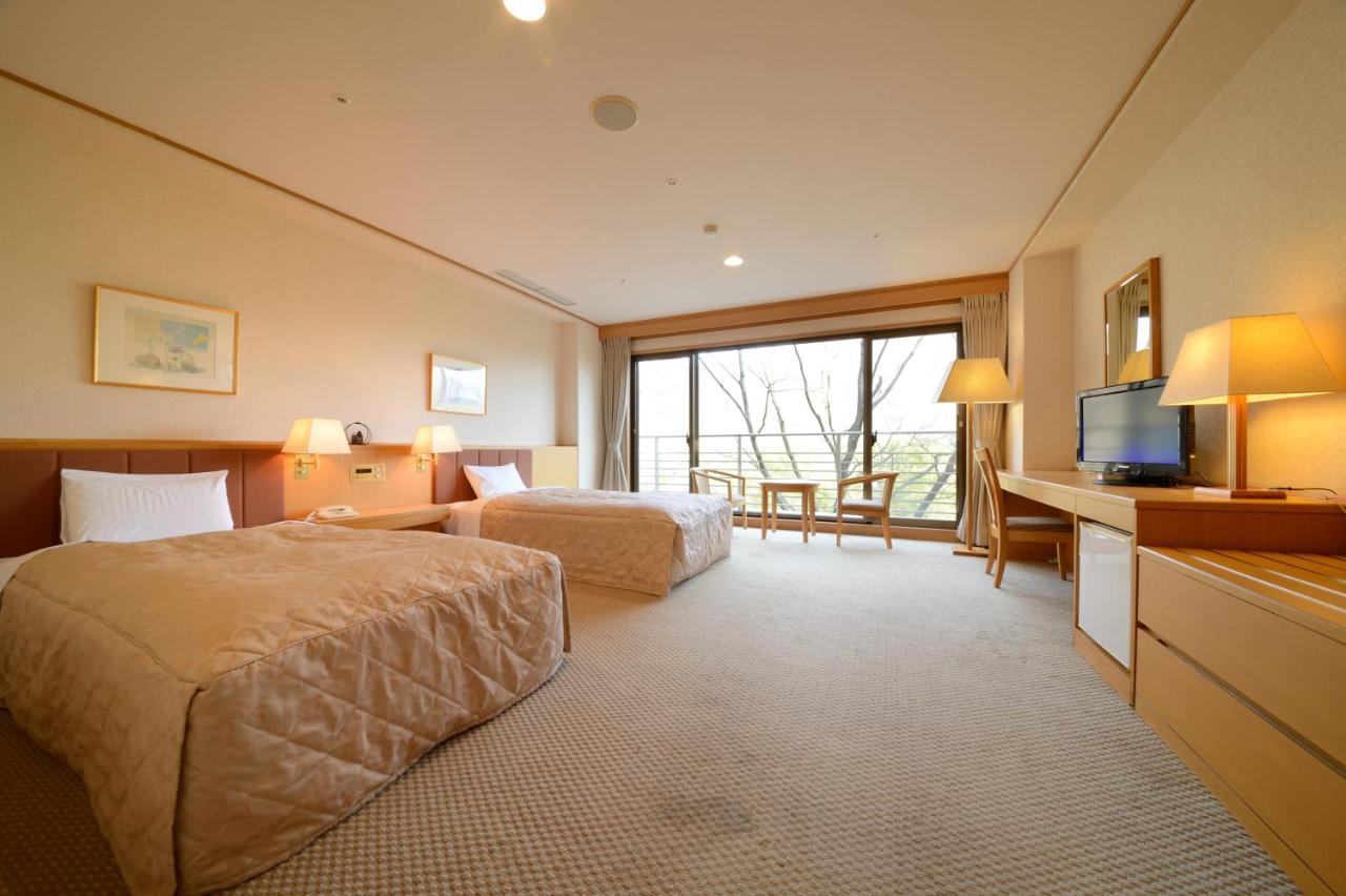 Iizaka Onsen Surikamitei Ohtori Hotel Fukushima  Buitenkant foto