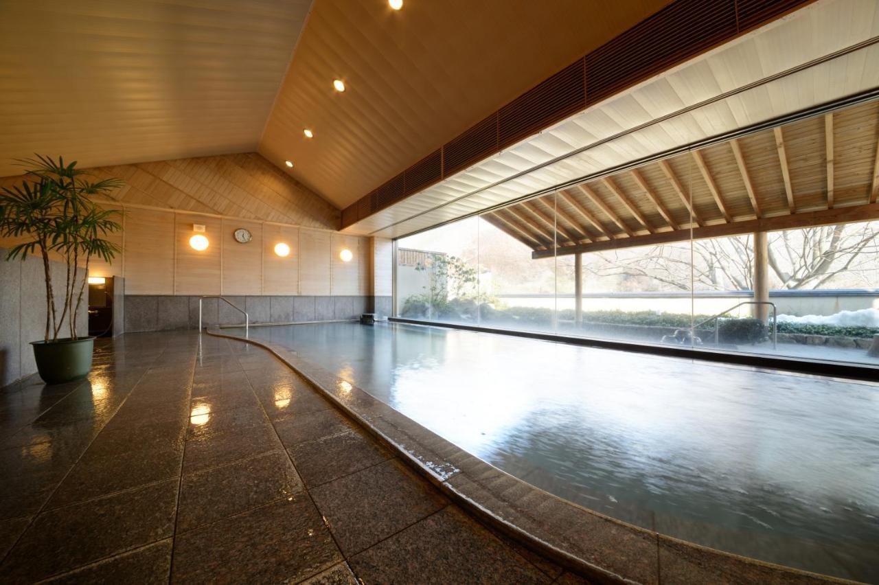 Iizaka Onsen Surikamitei Ohtori Hotel Fukushima  Buitenkant foto