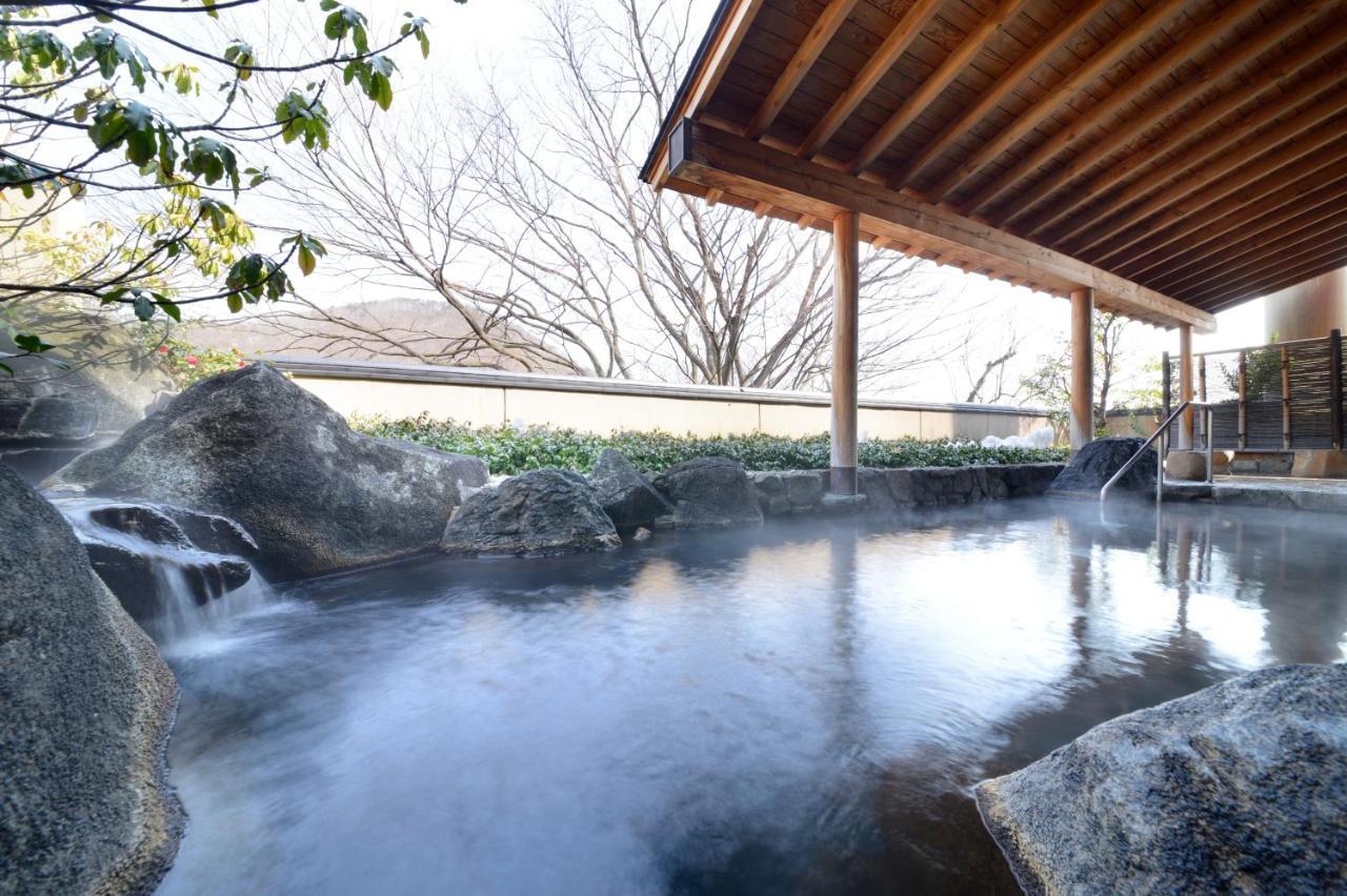 Iizaka Onsen Surikamitei Ohtori Hotel Fukushima  Buitenkant foto